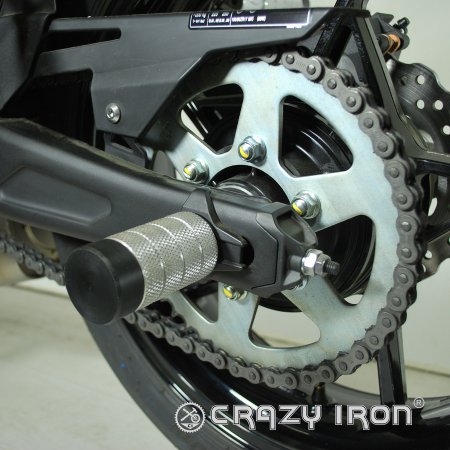 CRAZY IRON Пеги в ось заднего колеса KAWASAKI Ninja 650; Z650 2017-