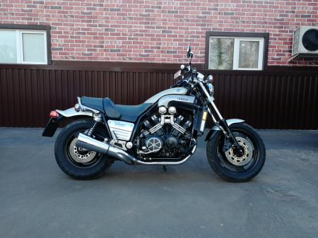 YAMAHA VMX 1200 V-MAX